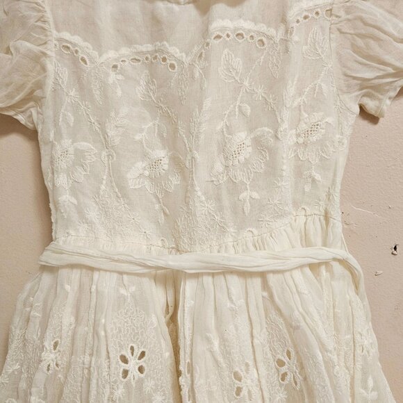 GIRLS 1950'S WHITE BAPTISM DRESS W/EMBRIODERED DETAIL - Picture 5 of 8